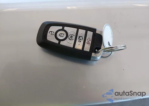 2019 Ford Fusion Titanium z USA, uszkodzony, nr VIN 3FA6P0D99KR207638